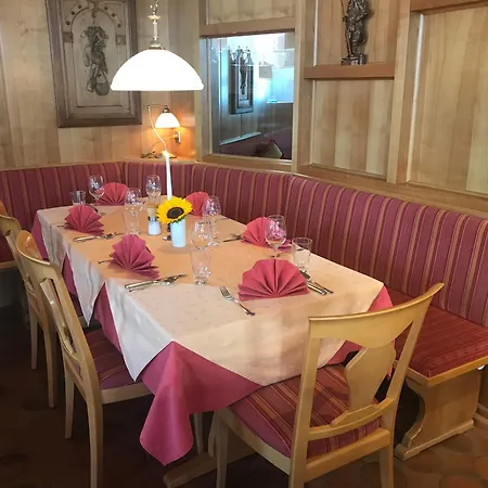 Zum Hirsch - Restaurant *