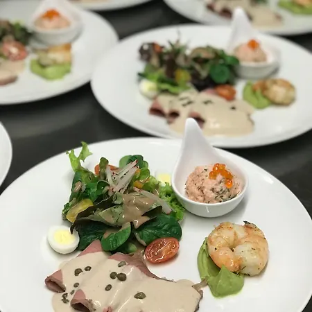 Zum Hirsch - Restaurant Hotel *