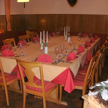 Zum Hirsch - Restaurant * Weier